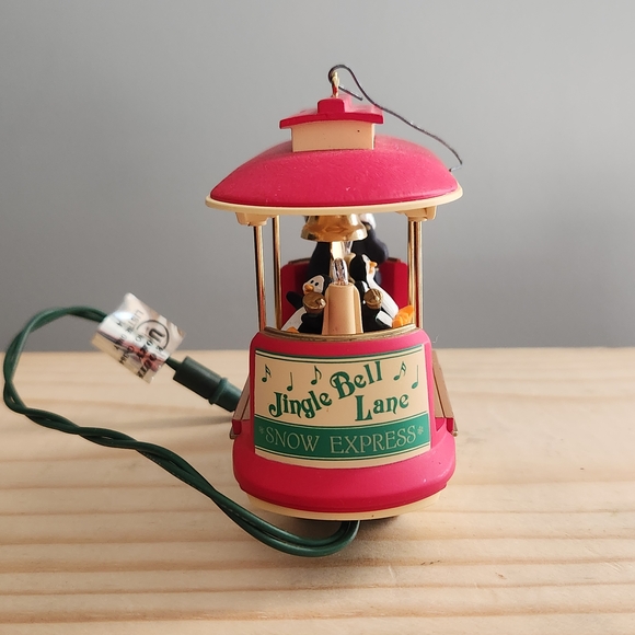 Hallmark Keepsake Ornament Kringle Trolley Light 1994 - Picture 9 of 14